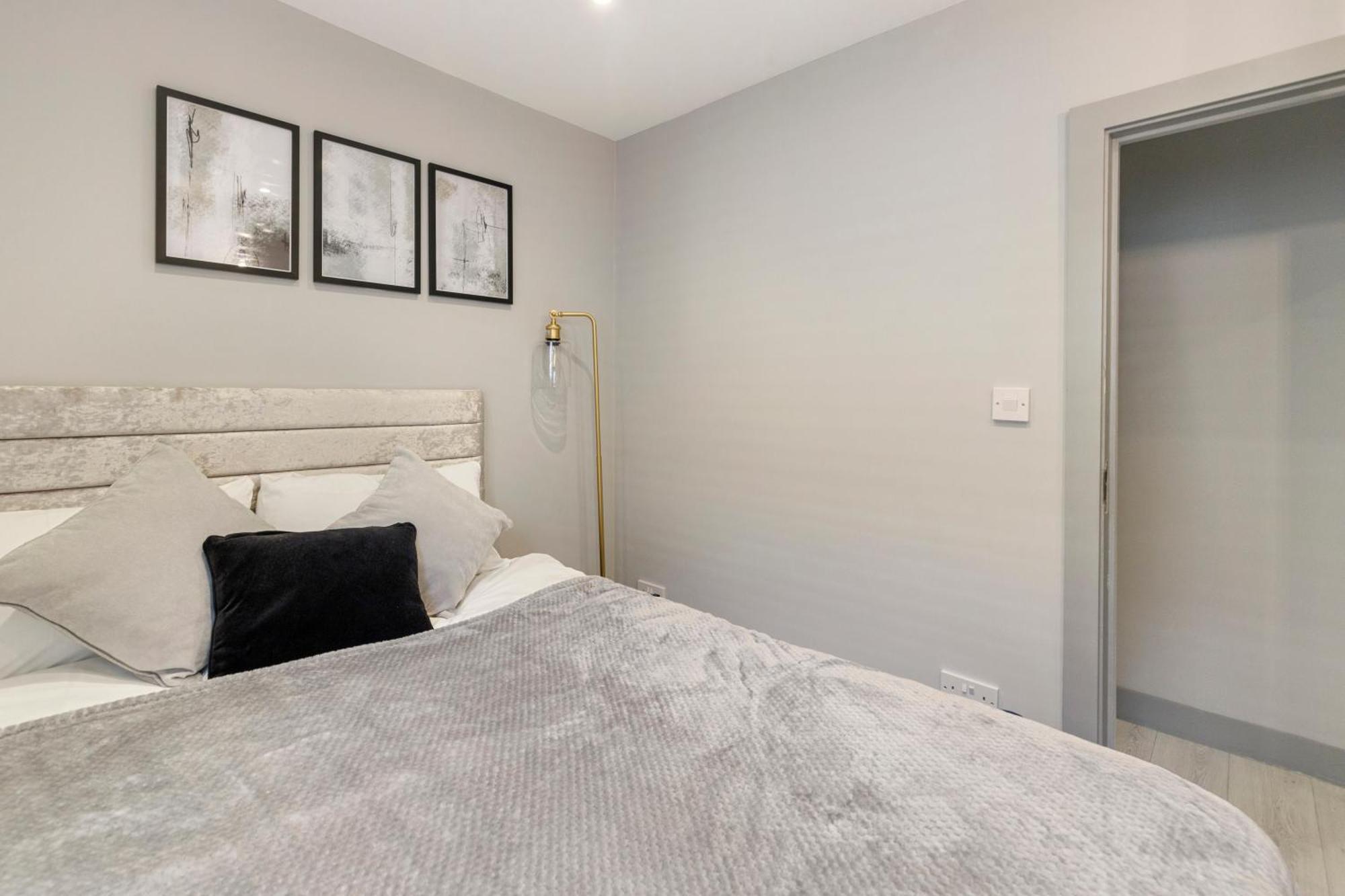 Wembley Luxury 3 Bedroom London Kültér fotó